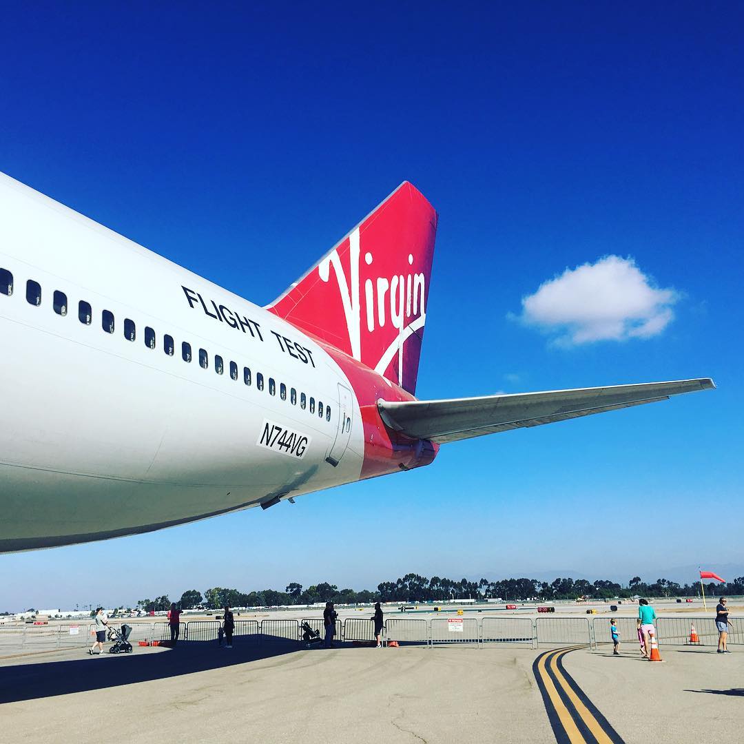 #cosmicgirl #rocketlauncher #festivalofflight2017 #festivalofflight #LGB #bigbootygirls #virginorbit